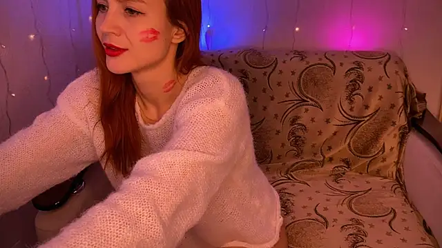 Snapshot of _polly_milk chatting on 02-14-25, 10:28 polly milk online show from 02-14-25, 10:28