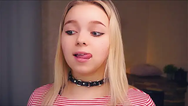 ZaraCreedon online show from 03-22-25, 11:31