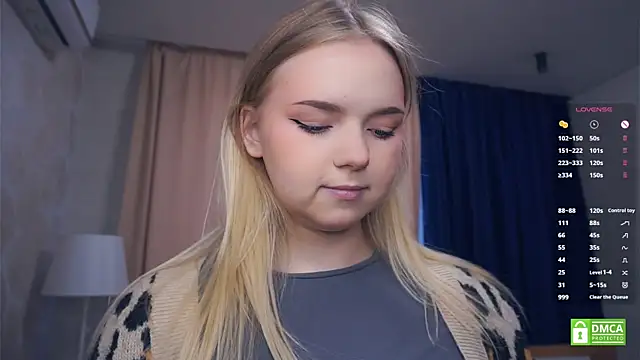 ZaraCreedon online show from 11-16-25, 05:13