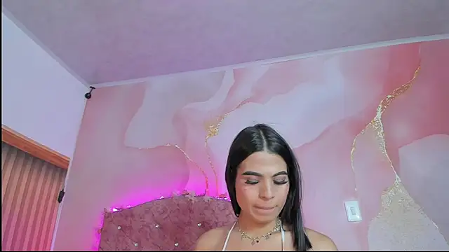 Snapshot of Daisy__rose chatting on 09-15-25, 03:06 Daisy rose online show from 09-15-25, 03:06