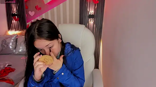 emily layton online show from 02-20-25, 03:19