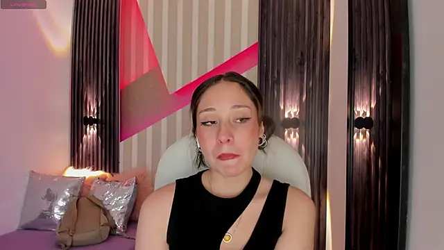 emily layton online show from 03-13-25, 02:01