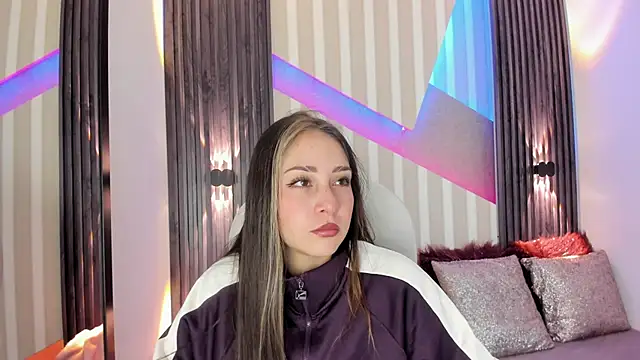 emily layton online show from 10-03-25, 02:14