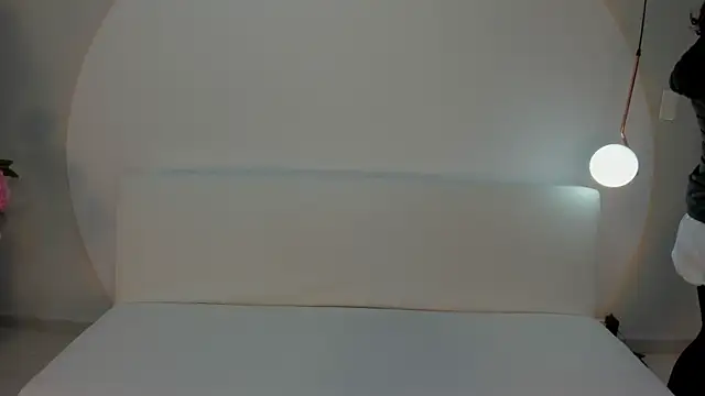 Ada Monroe10 online show from 01-06-26, 01:48