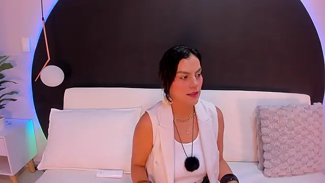 Snapshot of Ada_Monroe10 chatting on 04-22-26, 01:56 Ada Monroe10 online show from 04-22-26, 01:56