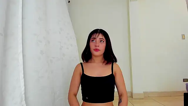 Snapshot of RileySkye chatting on 12-09-24, 12:23 RileySkye online show from 12-09-24, 12:23