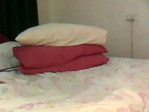 Snapshot of dirasweetlipsxx chatting on 02-15-25, 05:41 dirasweetlipsxx online show from 02-15-25, 05:41