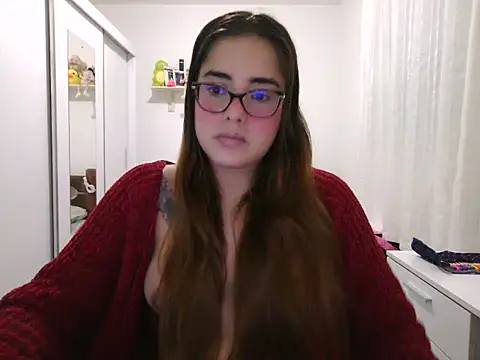 Snapshot of maliamiller chatting on 06-02-26, 05:09 maliamiller online show from 06-02-26, 05:09