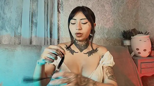 Evangeline bell online show from 12-13-25, 08:58