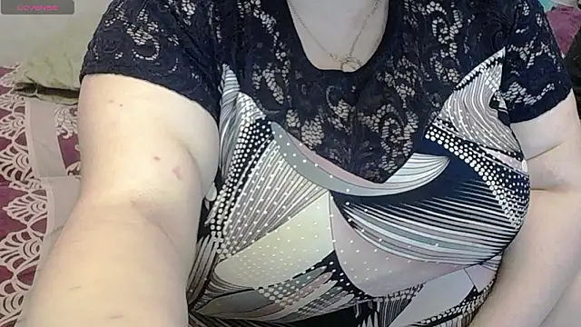 lisa Black00 online show from 03-08-26, 02:21