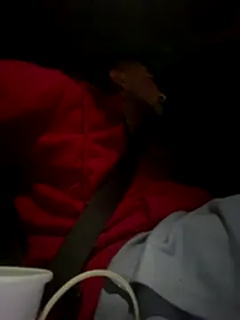 Snapshot of KeptupHack chatting on 12-21-25, 01:40 KeptupHack online show from 12-21-25, 01:40