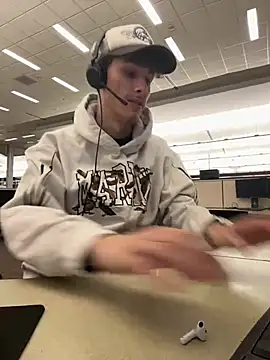 Snapshot of ppahcket chatting on 01-15-25, 03:22 ppahcket online show from 01-15-25, 03:22