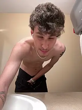 Snapshot of ppahcket chatting on 01-16-25, 09:51 ppahcket online show from 01-16-25, 09:51