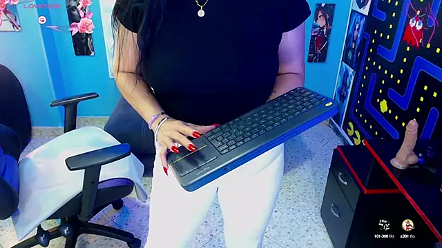 FelinaJohnson online show from 03-04-25, 08:16