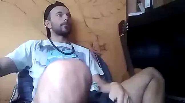 Snapshot of tylerdurden_89 chatting on 03-22-25, 06:47 tylerdurden 89 online show from 03-22-25, 06:47