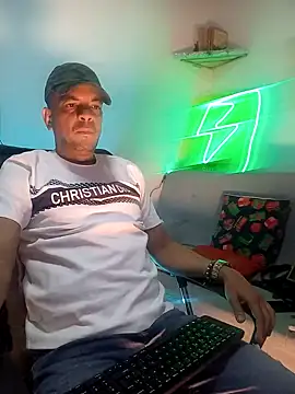 latinmartin73 online show from 01-20-25, 01:18