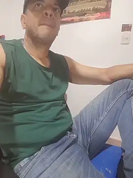 latinmartin73 online show from 12-04-25, 06:16