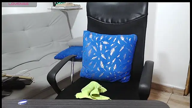 latinmartin73 online show from 03-10-26, 12:26