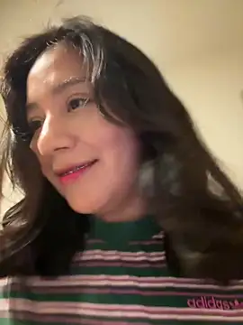 kittyfresita online show from 10-17-25, 06:49