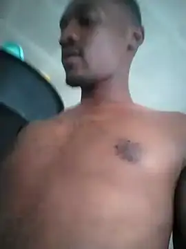 Snapshot of hotyoung24 chatting on 01-19-25, 03:21 hotyoung24 online show from 01-19-25, 03:21