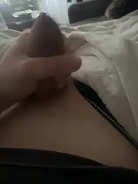 Snapshot of Young-hornyboy chatting on 11-16-25, 10:21 Young-hornyboy online show from 11-16-25, 10:21