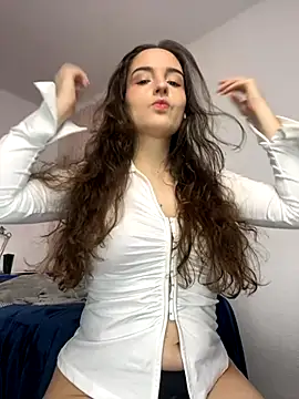 tatianaAlvarez1 online show from 10-23-25, 12:37