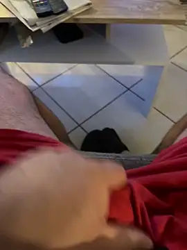 Snapshot of mj23641 chatting on 12-23-25, 07:39 mj23641 online show from 12-23-25, 07:39