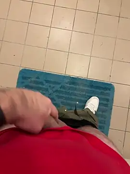 Snapshot of mj23641 chatting on 01-13-26, 05:18 mj23641 online show from 01-13-26, 05:18