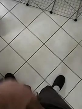 Snapshot of mj23641 chatting on 02-12-26, 08:31 mj23641 online show from 02-12-26, 08:31