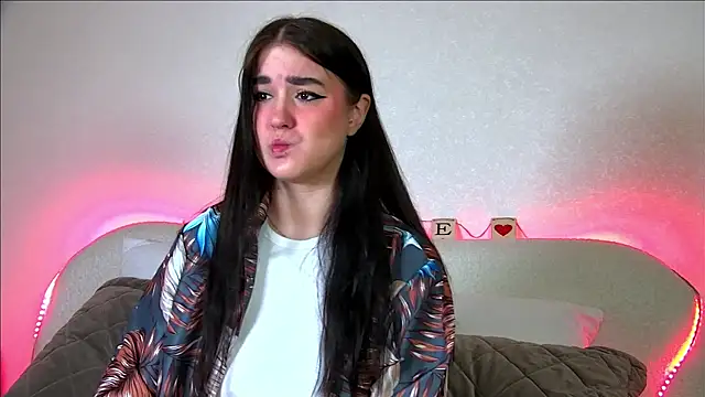 ChristinaMilton online show from 02-15-25, 06:33