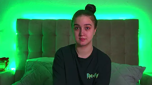 ChristinaMilton online show from 02-22-25, 01:00