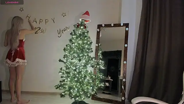 Lana Younes online show from 12-22-24, 08:16