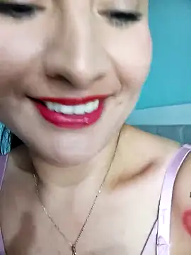 Snapshot of ELISA_90 chatting on 02-13-25, 04:17 ELISA 90 online show from 02-13-25, 04:17