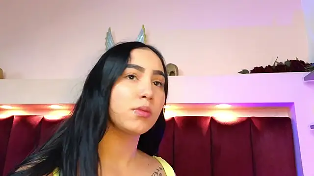 Snapshot of JESSYCORTES chatting on 03-22-25, 02:36 JESSYCORTES online show from 03-22-25, 02:36