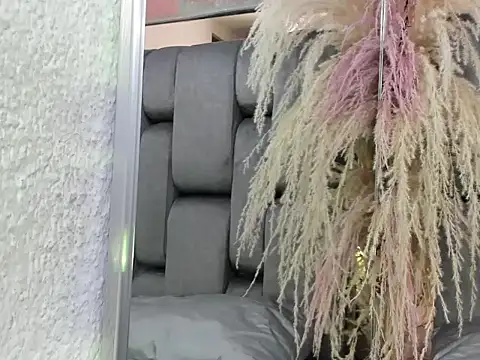 JESSYCORTES online show from 04-19-26, 04:45