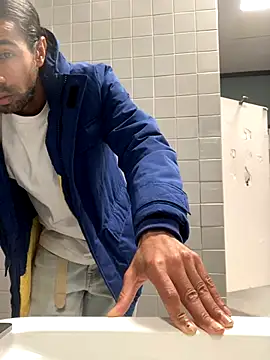 Lucascacaca online show from 12-04-24, 06:17