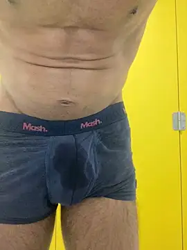 Lucascacaca online show from 12-26-24, 01:43