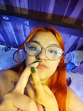 SophiaWeestt99 online show from 02-05-25, 07:18