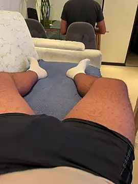 Snapshot of thiagowes chatting on 02-10-26, 03:21 thiagowes online show from 02-10-26, 03:21