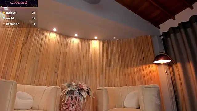 RebeccaHudson online show from 02-05-25, 09:36