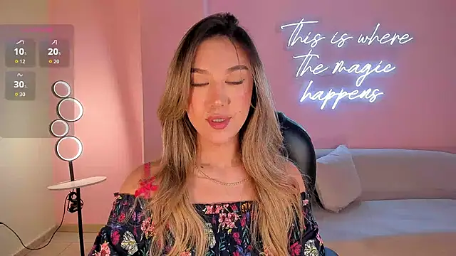 RebeccaHudson online show from 10-30-25, 07:25