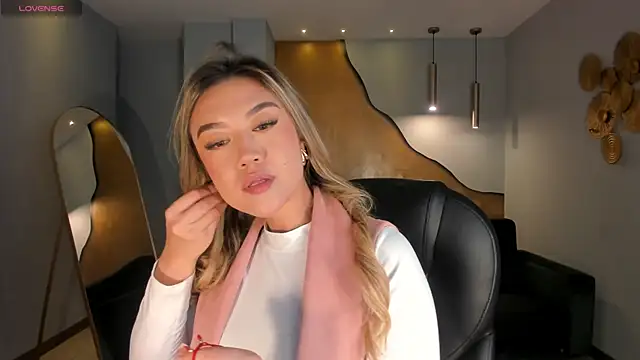 RebeccaHudson online show from 03-27-26, 06:40