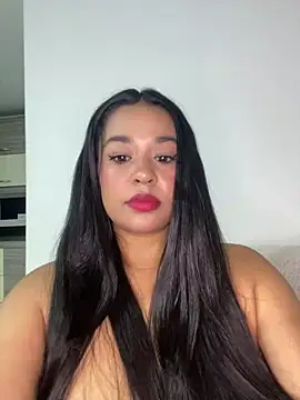 Snapshot of Aitana98_ chatting on 06-16-26, 01:19 Aitana98 online show from 06-16-26, 01:19