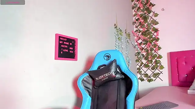 alexaa cutee online show from 01-06-25, 03:53