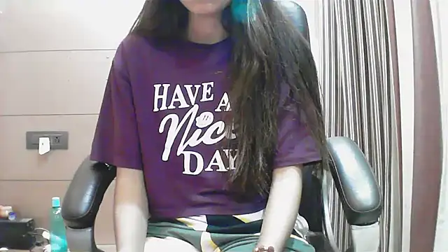 Snapshot of collage_hoty chatting on 10-12-25, 04:17 collage hoty online show from 10-12-25, 04:17