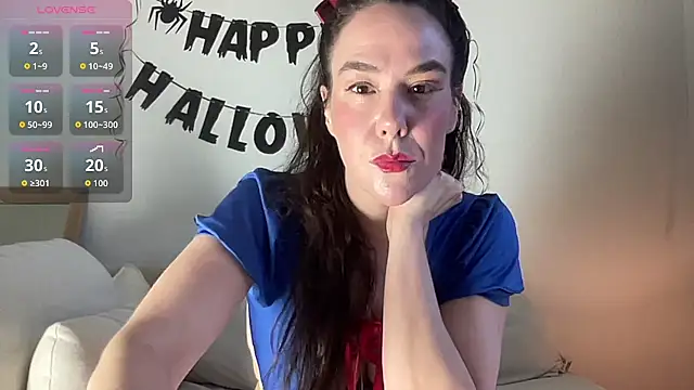 MilkyHoneyLullabies online show from 10-27-25, 01:04