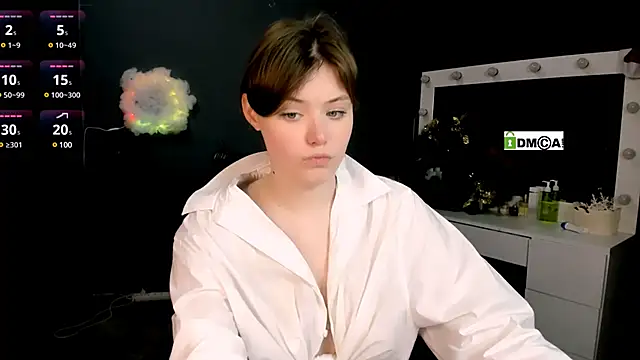 nikole kitt online show from 02-11-25, 04:44