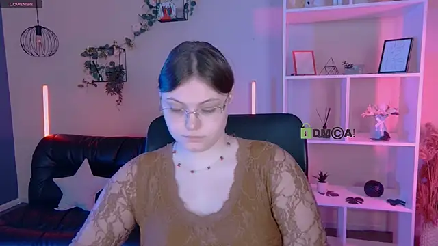 nikole kitt online show from 06-01-26, 07:04