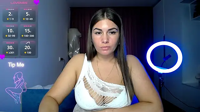 LinaSparks online show from 03-18-26, 02:20