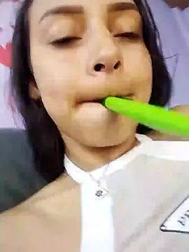 emma ambar online show from 02-20-25, 04:28